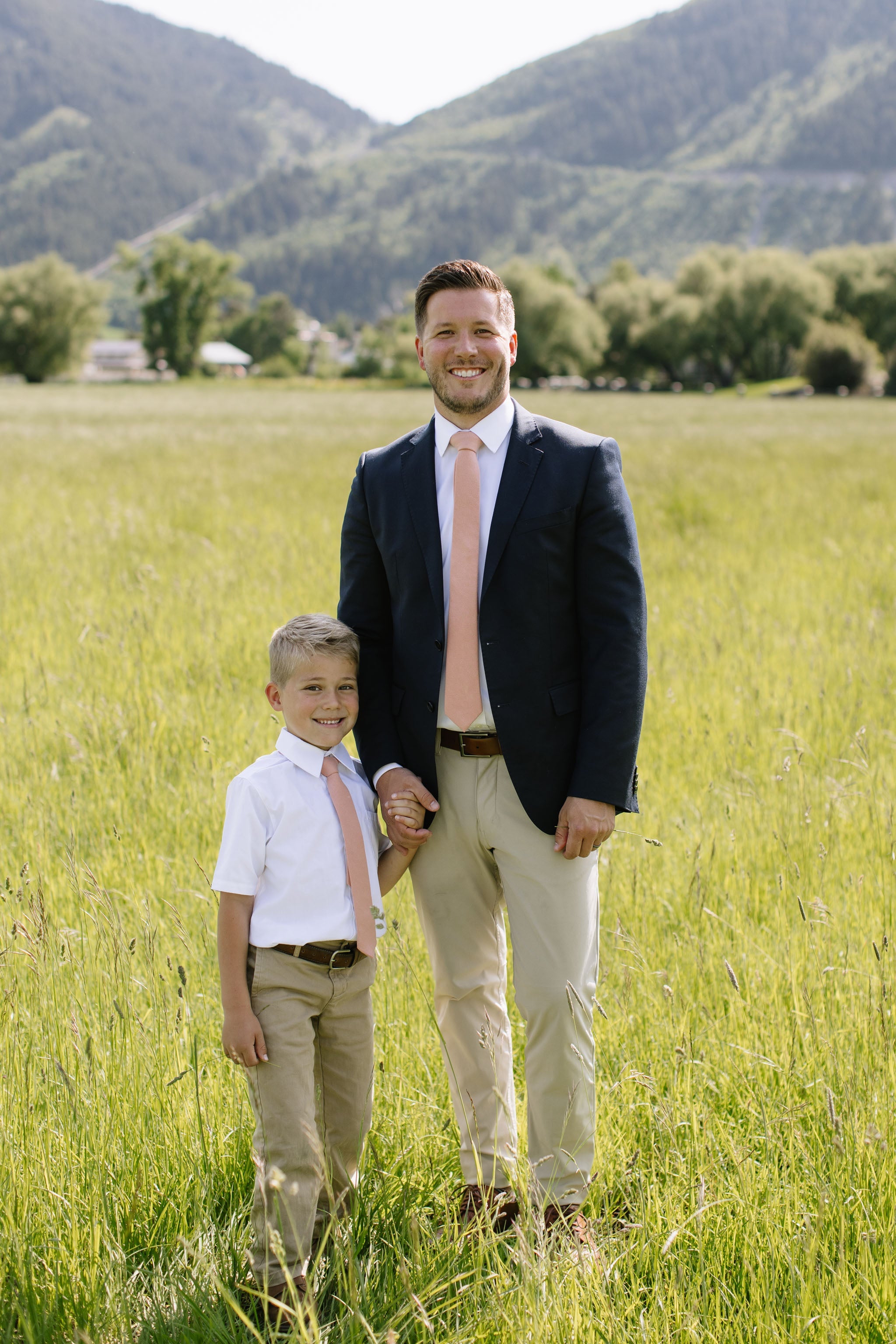Peachy Men's Tie