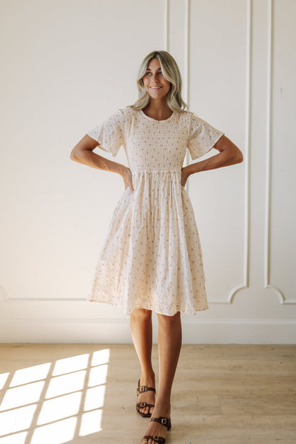 Maylee Dress in Peach