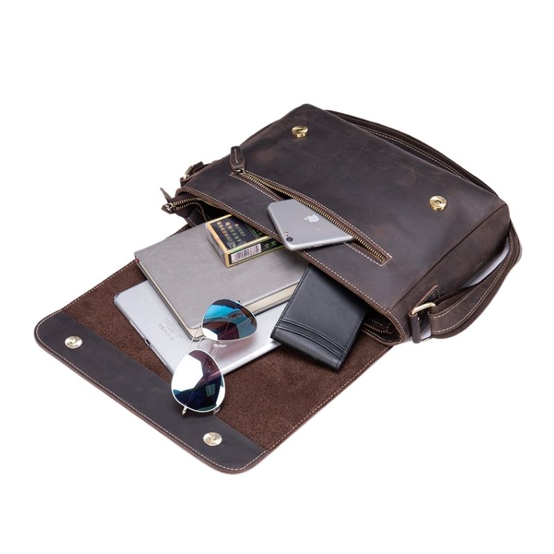 Medium Leather Messenger Bag